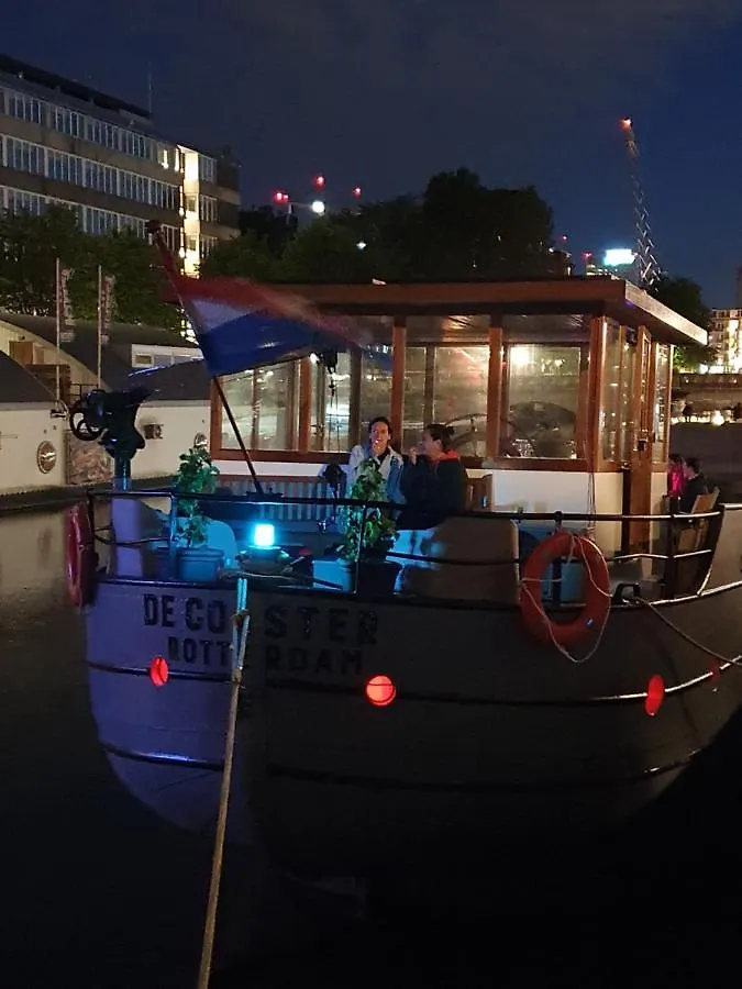 Hotel De Coaster & Aquarium Ponton Rotterdam